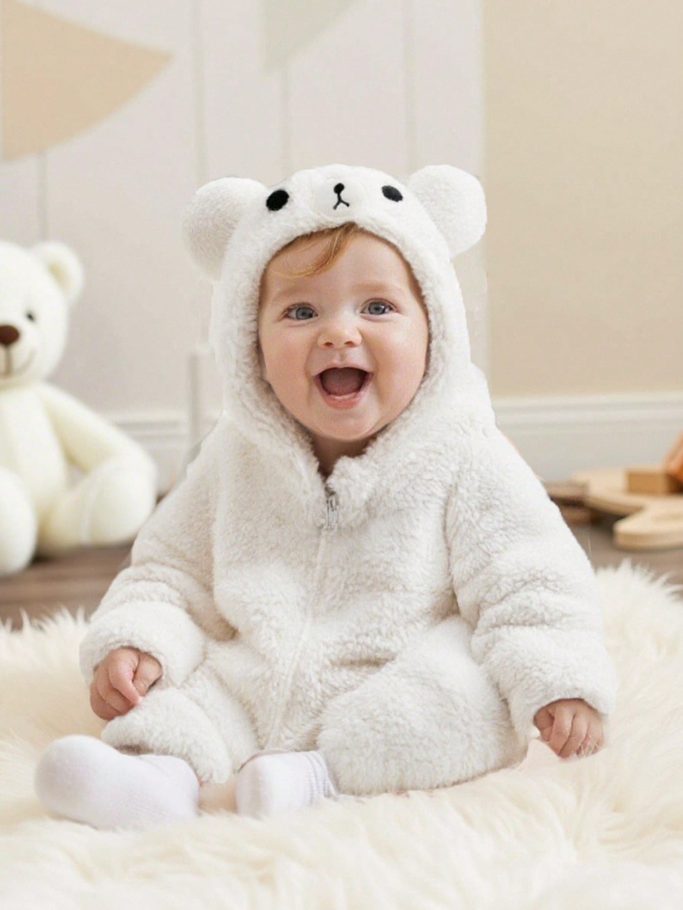 Newborn White Bear Hooded Romper – Plush Zip-Up Costume for Autumn & Winter | Ages 1M–12M White