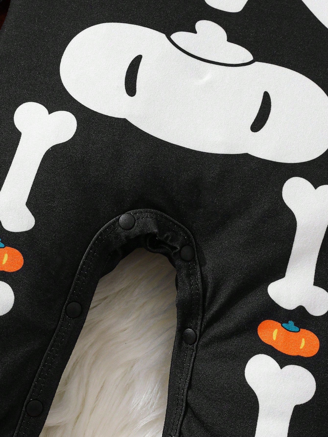 Baby Black Skeleton Halloween Romper & Hat (Age 1M-24M)