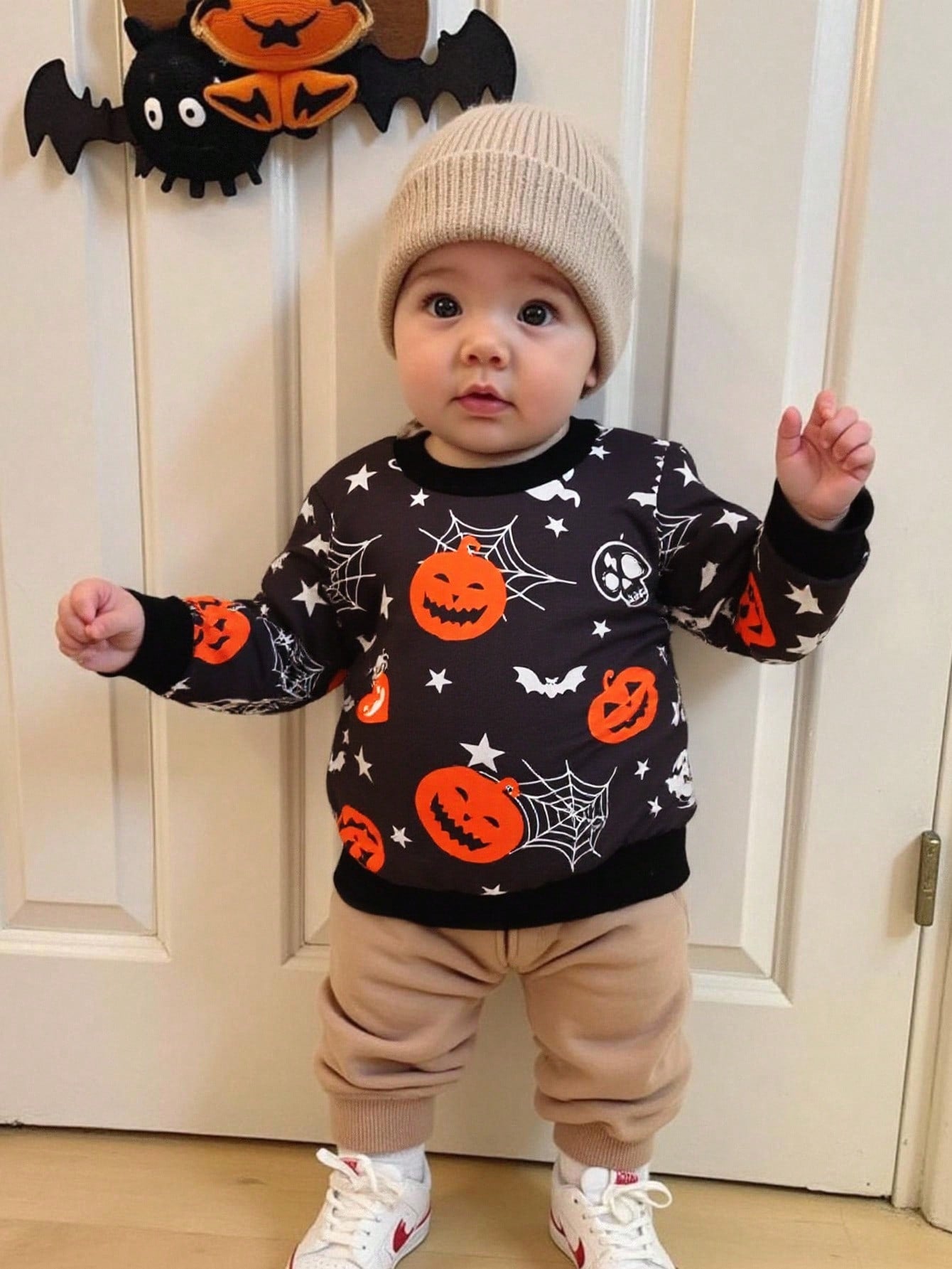 Pumpkin Surprise Halloween Baby/Toddler Sweatshirt – Graphic Print Pullover with Ghost Face & “Trick or Treat” Slogan | Ages 6M–3Y