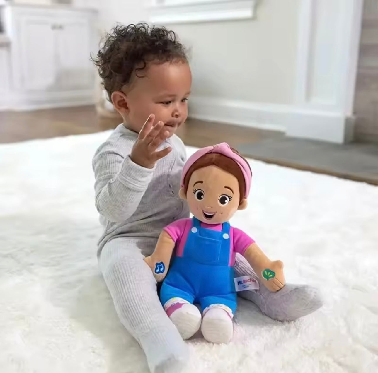 Ms. Rachel Speak & Sing Doll – Interactive Plush for Toddlers | Comfort Toy with Educational Phrases & Songs