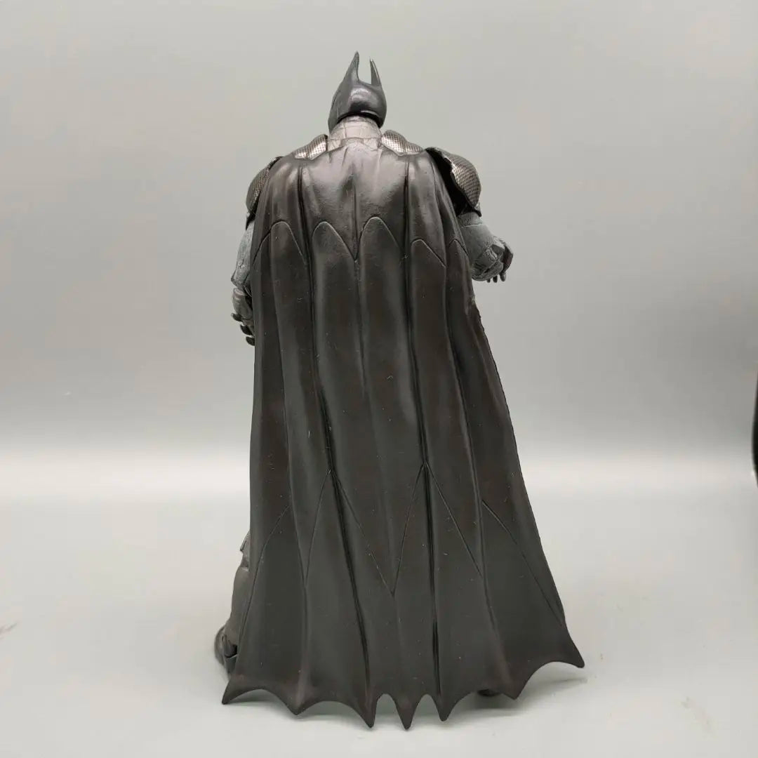DCC Collectibles Ark-ham Knight Bat-Hero Armored 7" Loose Action Figure