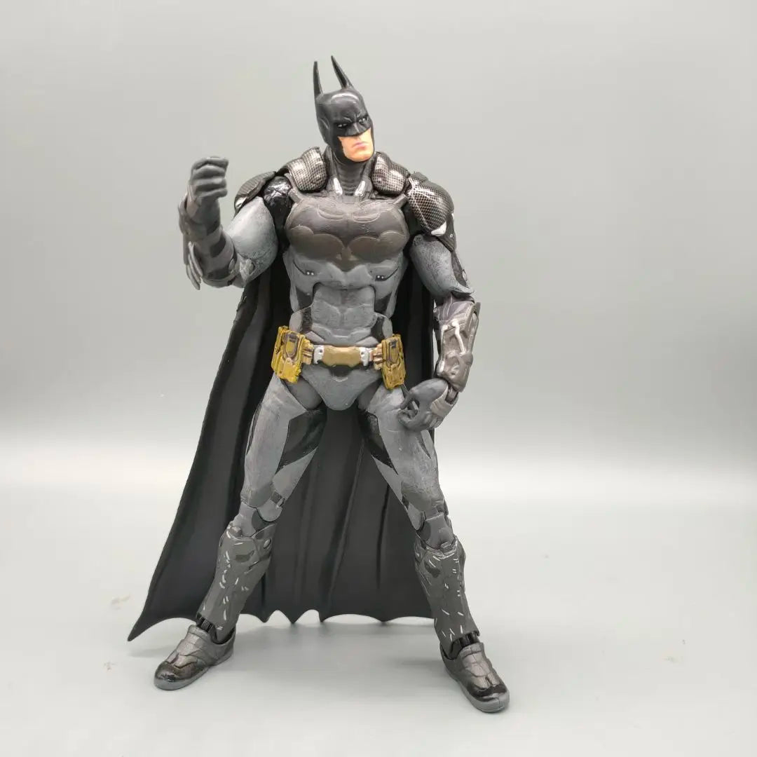 DCC Collectibles Ark-ham Knight Bat-Hero Armored 7" Loose Action Figure
