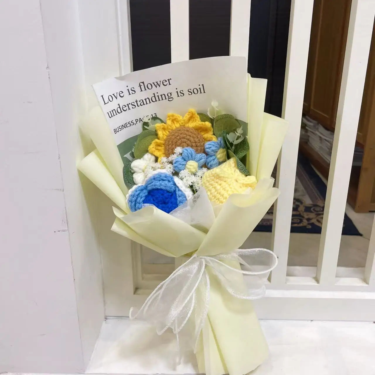 Plush Knitted Crochet Flower Gift Bouquet