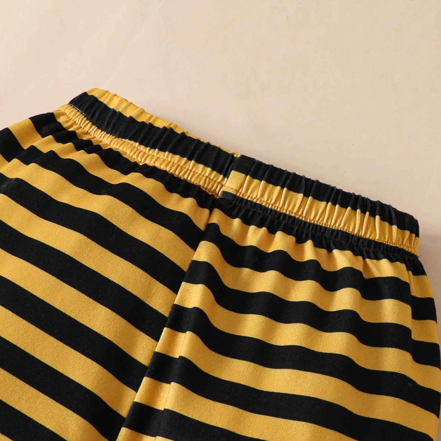 Baby Boys Bumble Bee Bodysuit Trousers & Hat Set (Age Newborn-18M)
