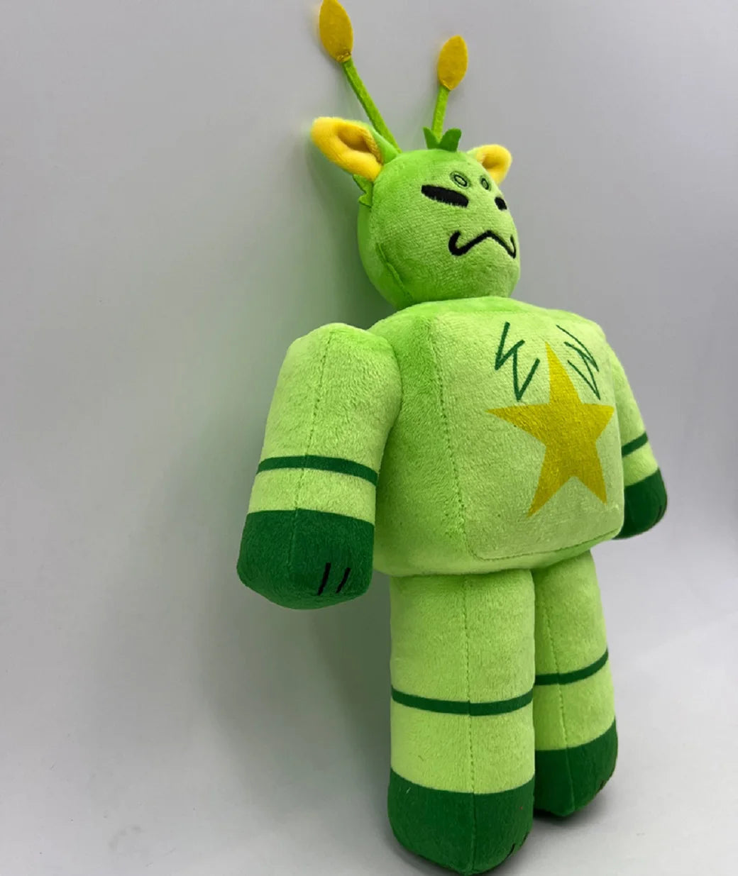 Plush Gnarpy Discovers The Internet Stuffed Toy - 20-30cm