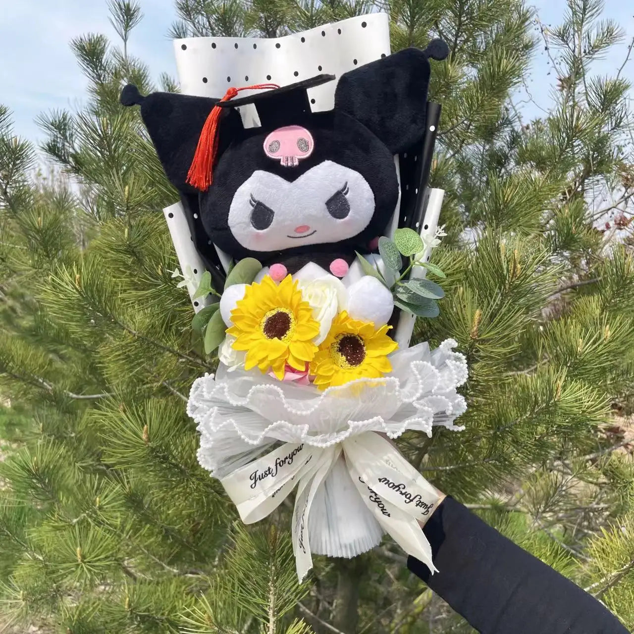 Sanrio Graduation Plush Flower Gift Bouquet – My Melody, Kuromi & Cinnamoroll