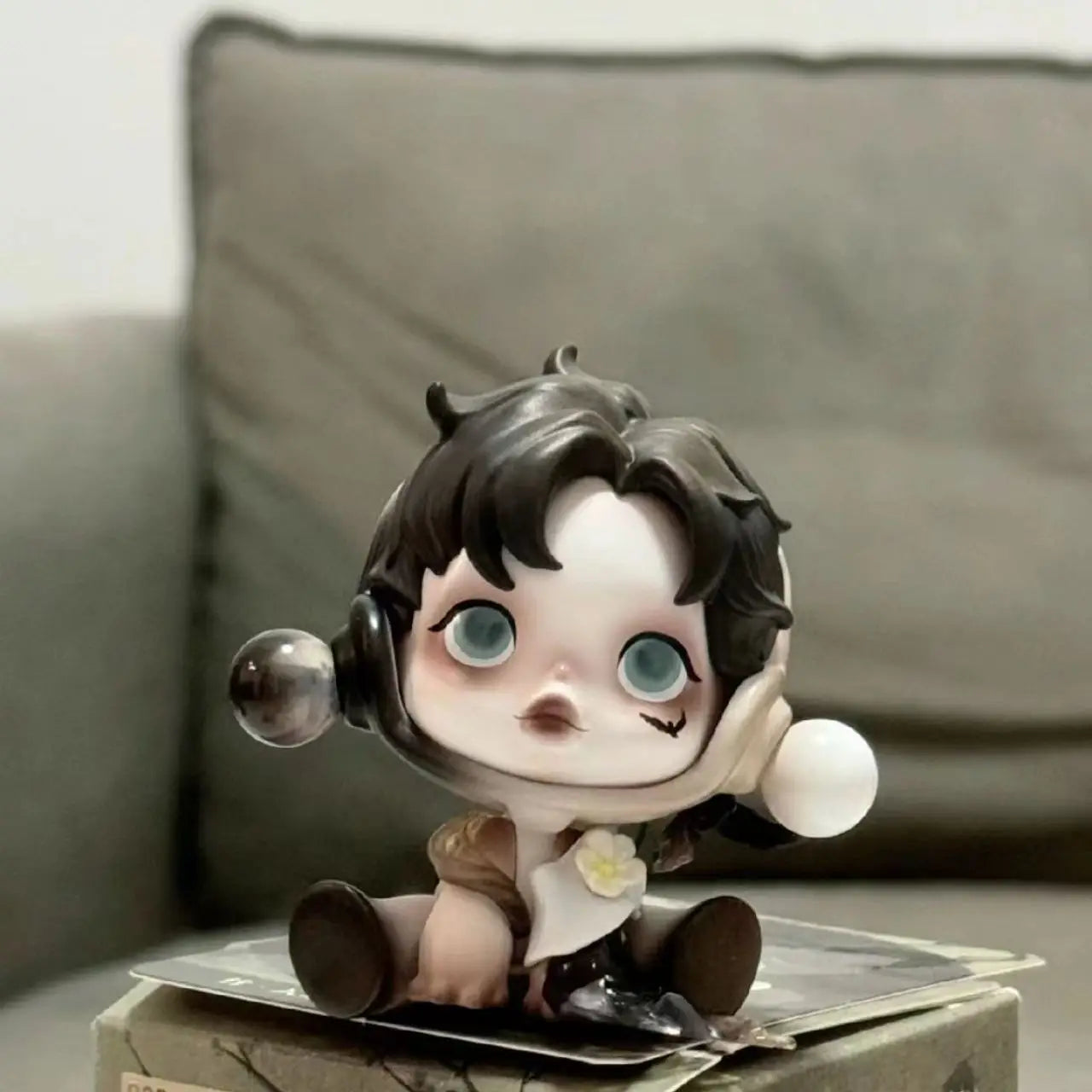 SKULLPANDA The Ink Plum Blossom Series Blind Box Bridge Flying Roll
