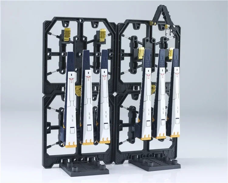 Gundam Assembly Model 1/144 Universal Hangar Anime Action Figures Collectible Prepare The Platform New Toys Gifts for Kids B