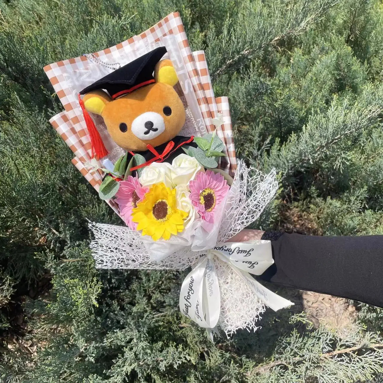 Sanrio Graduation Plush Flower Gift Bouquet – My Melody, Kuromi & Cinnamoroll