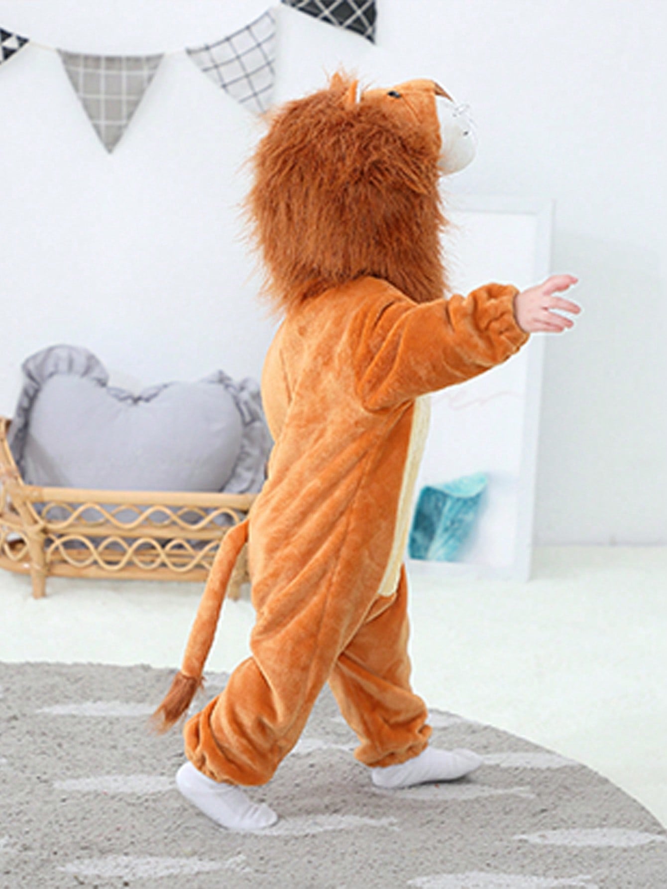 Baby Lion Halloween Costume Jumpsuit – Fuzzy Hooded Romper with 3D Ears | Ages 1M–12M