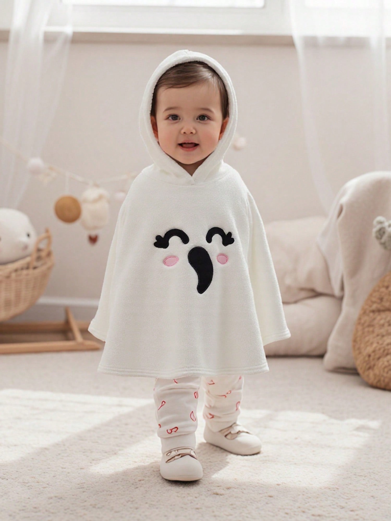 Kids Ghost Cape Costume – White Hooded Halloween Cloak | Trick-or-Treating (Age 18M-6 YRS)