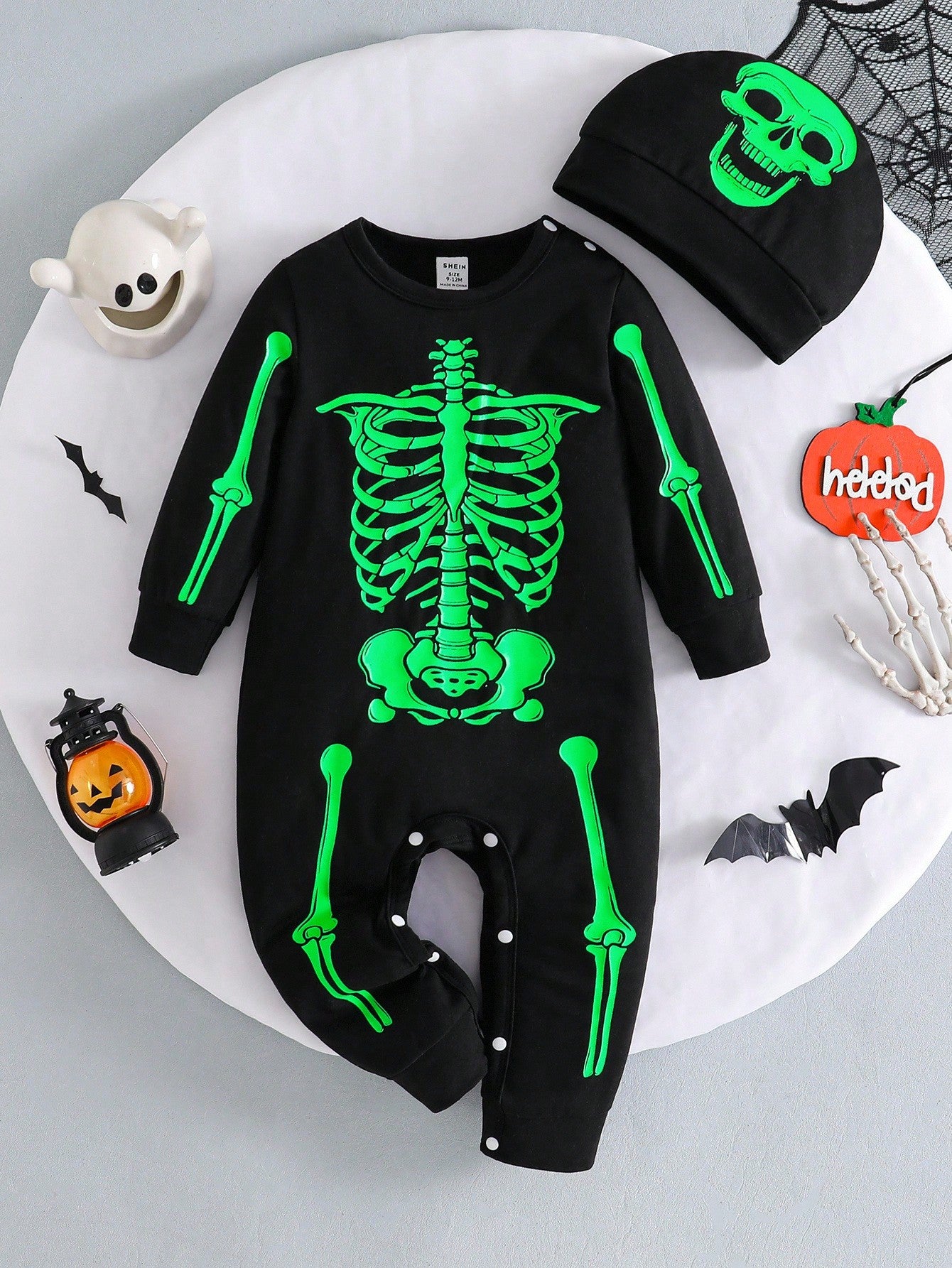 Baby Halloween Glow In The Dark Skeleton Jumpsuit & Hat (Age 3M-24M)