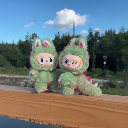 Labubu The Monsters Big Into Energy – Kiwi Little Queen Series