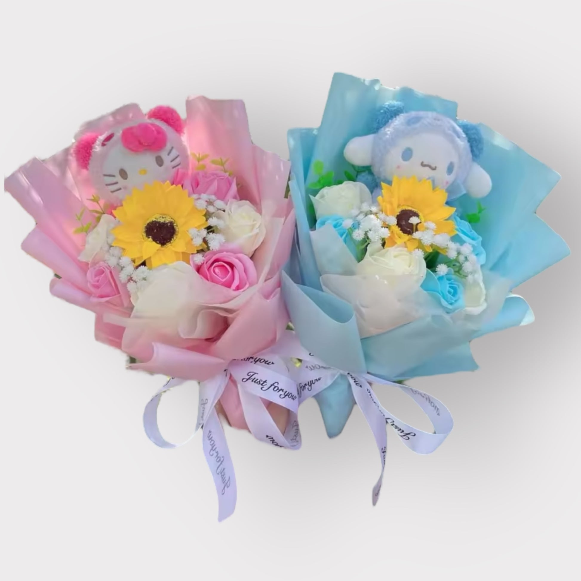 Sanrio Plush Flower Gift Bouquet – My Melody, Kuromi & Cinnamoroll | 40cm in Gift Box