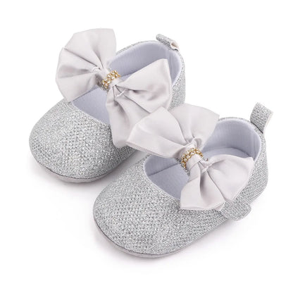 Baby Girls Rhinestone Embellished Shoes (Age Newborn-18M) Silver