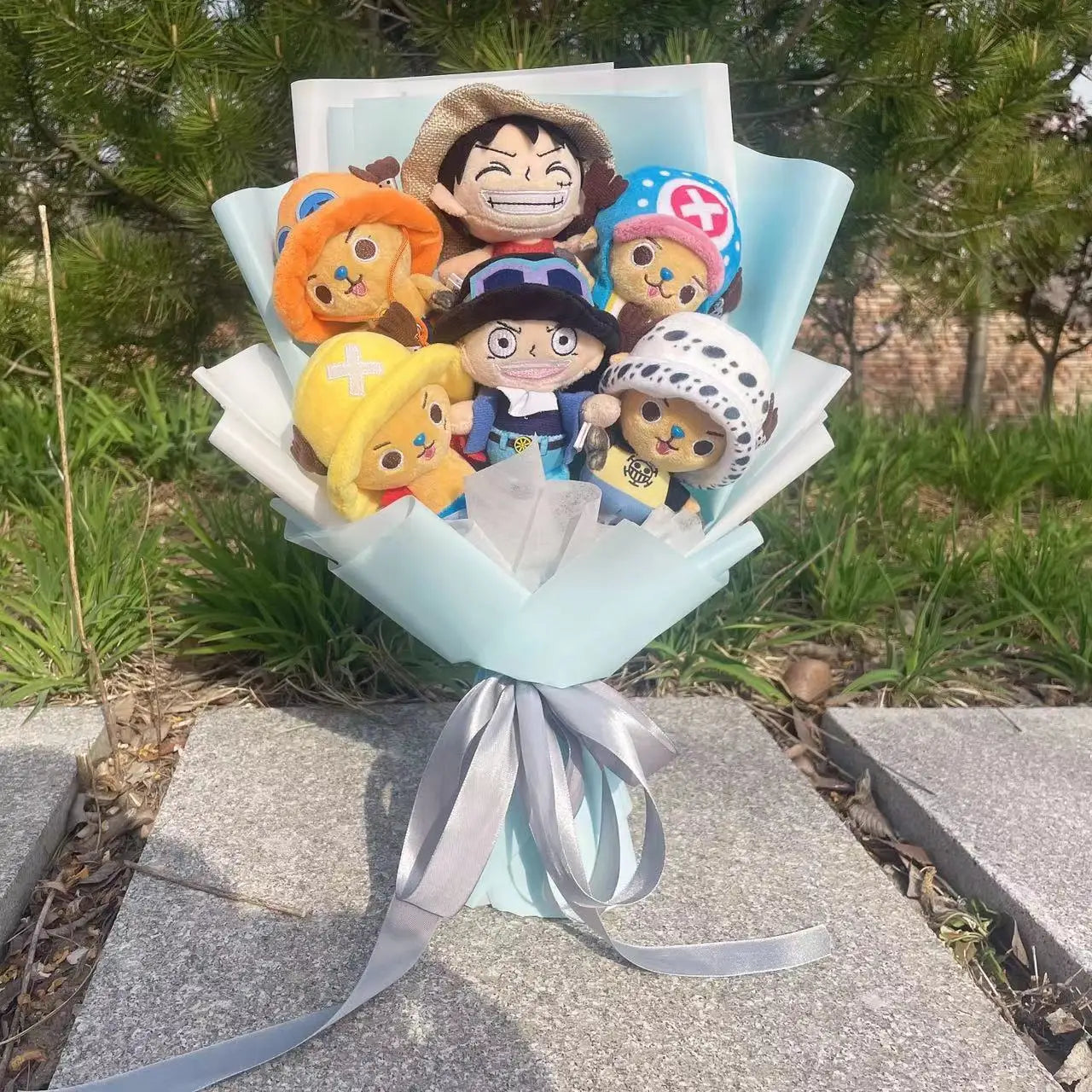 Plush One Piece Tony Tony Chopper Monkey D. Luffy & Trafalgar Law Stuffed Toy Flower Bouquet