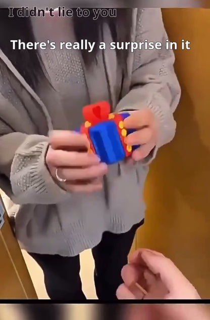 Annoying Gift Box with Screws: Hilarious 3D Printed Prank